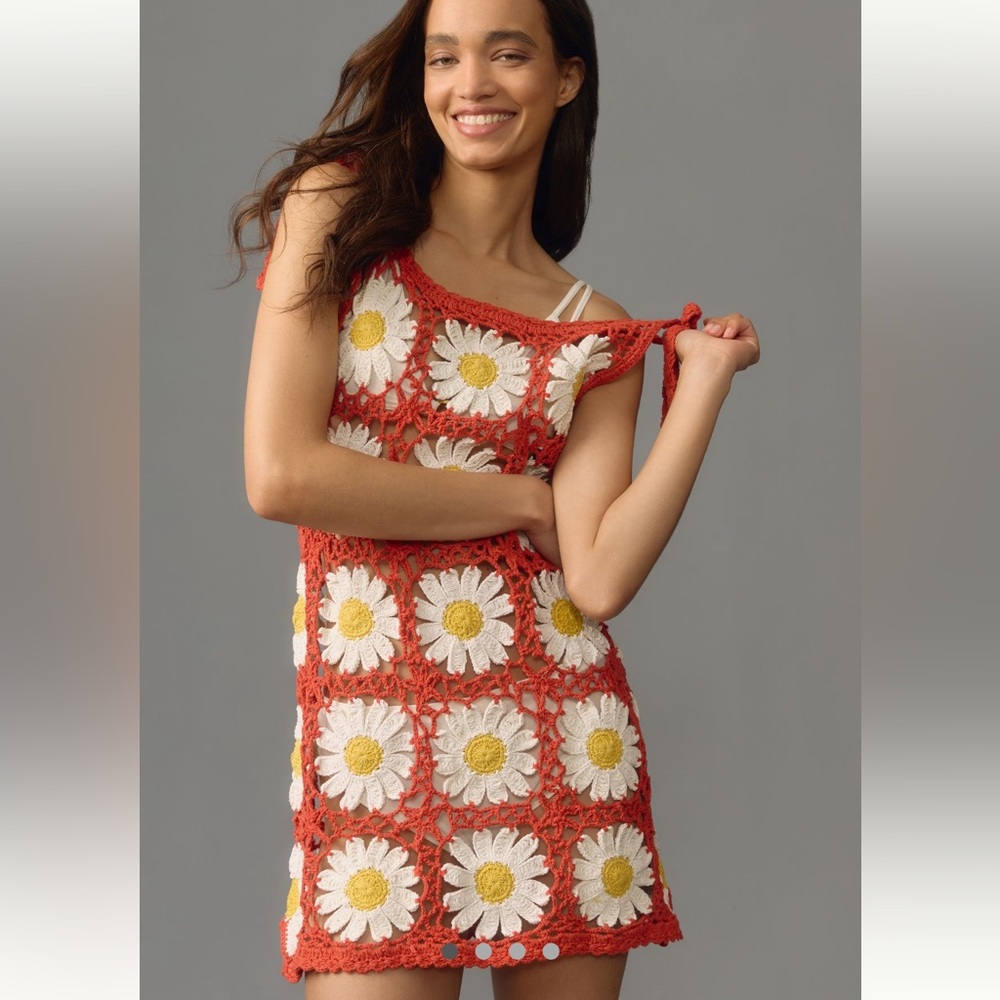 Anthropologie  Sz XS/S 100%cotton super cute daisy crocheted dress/cover up